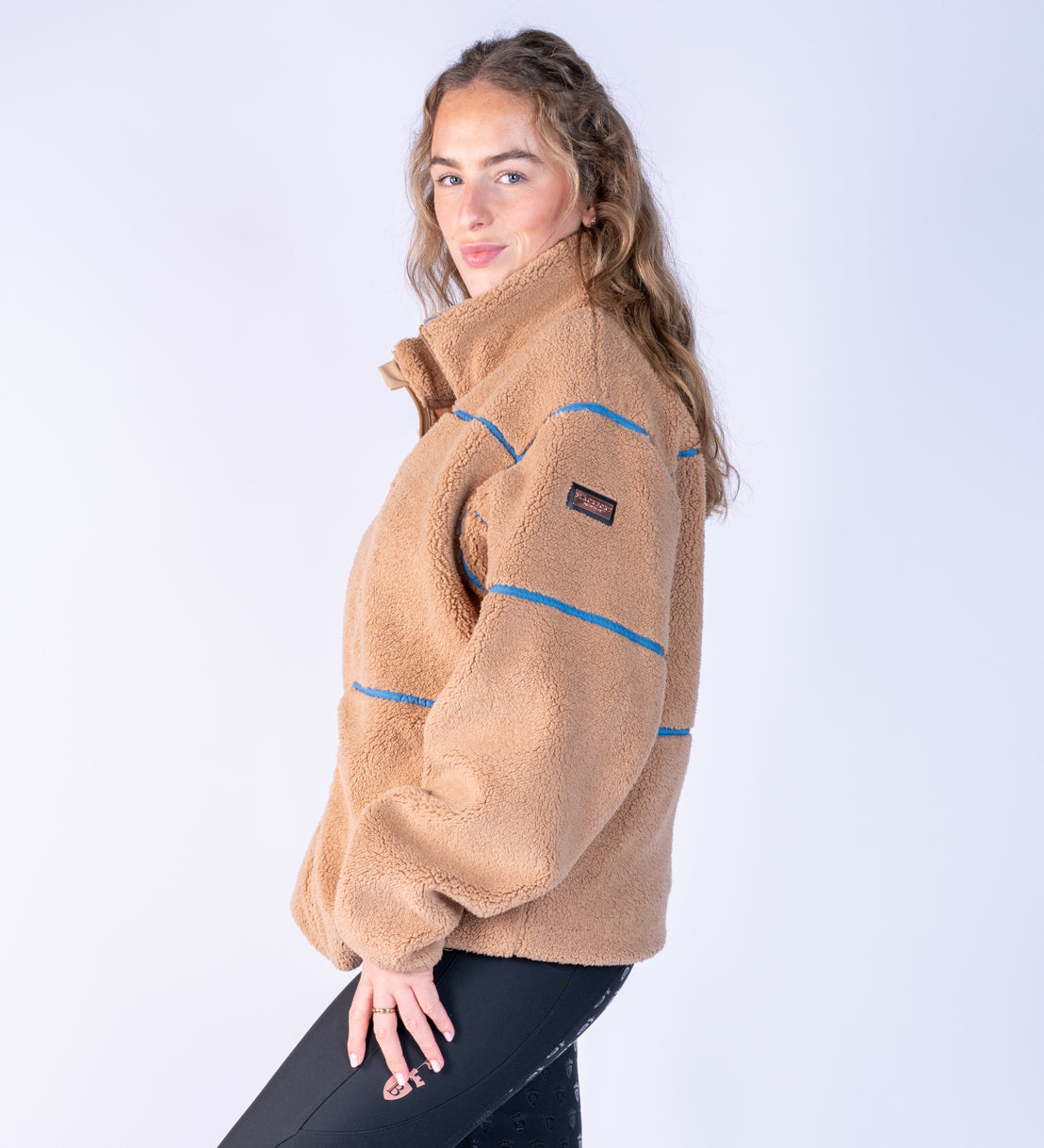 Layla Fleece - Tan &amp; Glacier